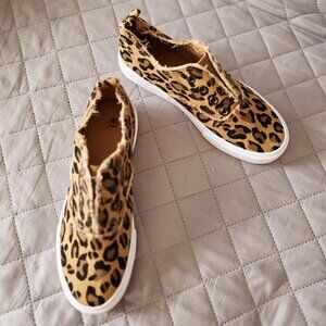 Super Comfy Leopard Slip-on Sneaker